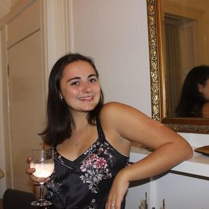 Meet your Posher, Emma